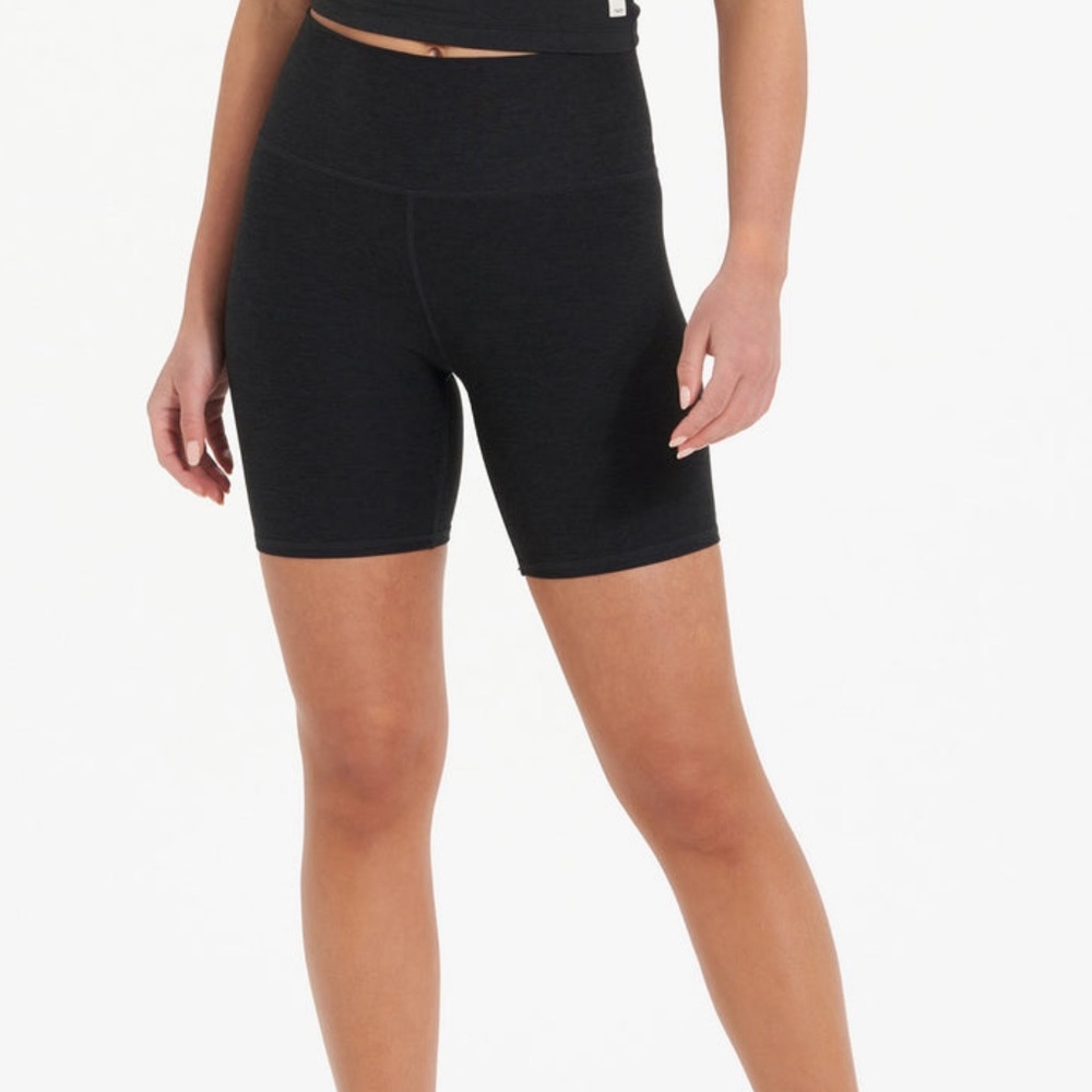 Women’s vuori clean elevation shorty